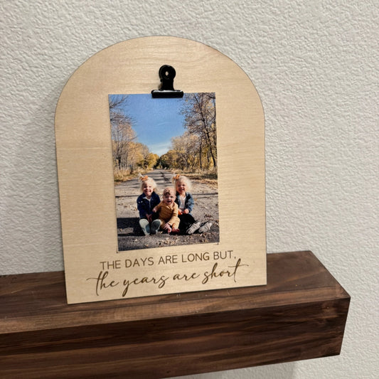 “Days are long” picture display